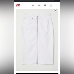 ⭐️NWOT⭐️H&M knee length denim skirt with zipper